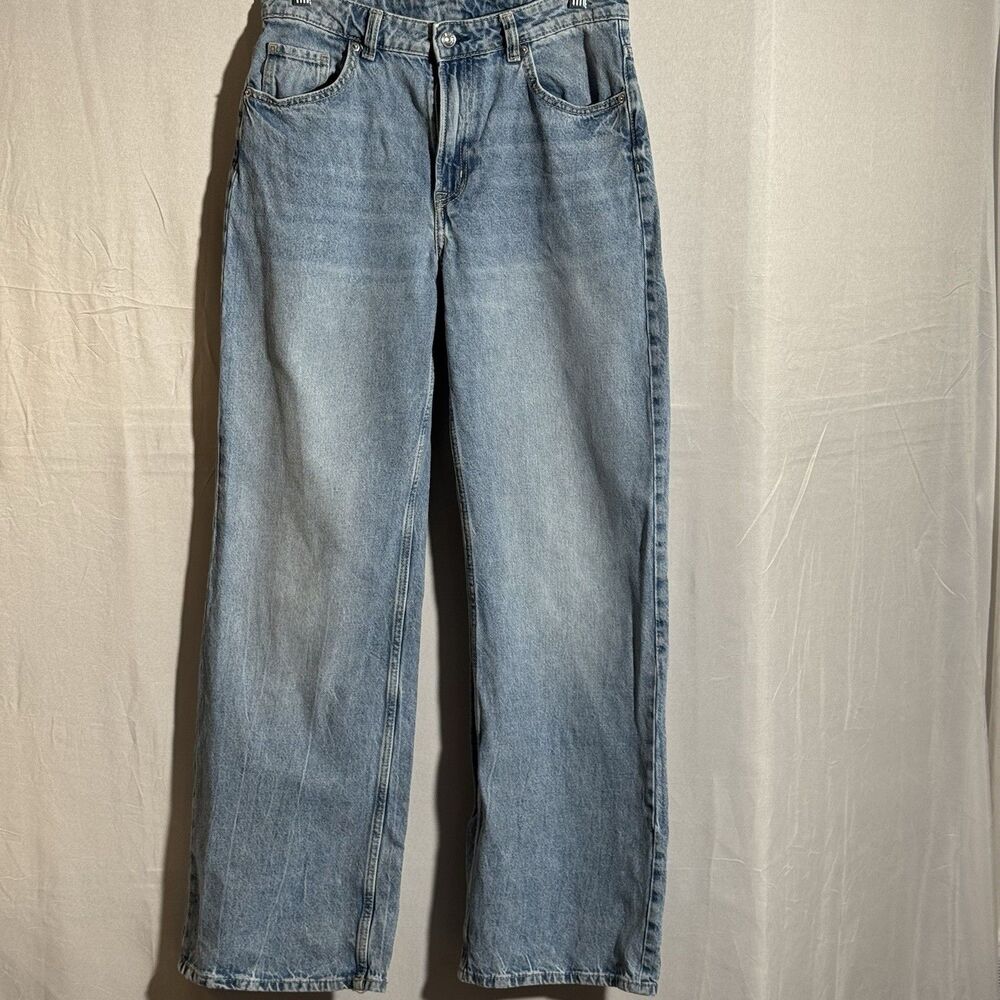 Divided H&M Relaxed Fit Jeans Women’s Size 6 Light Wash Wide Leg 100% Cotton